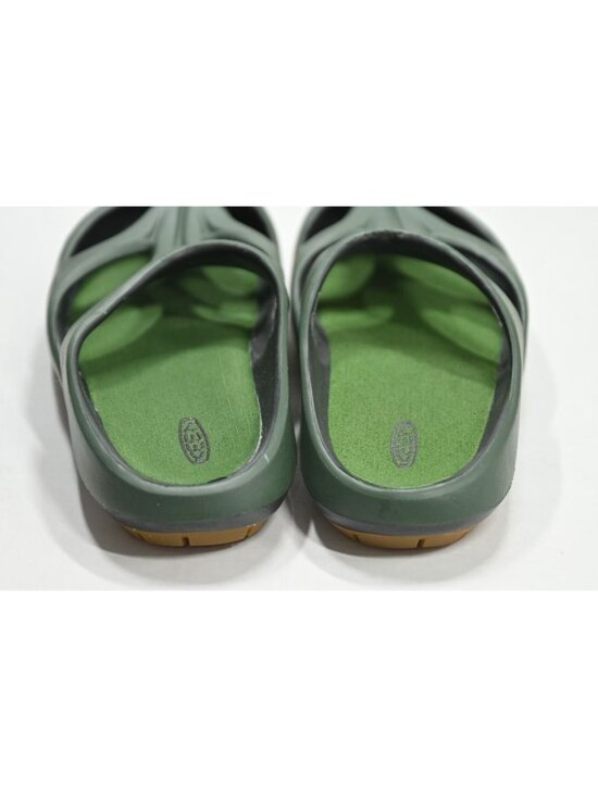 Keen Shanti Clog 1022795 in Black Forest Vineyard Green main image 5